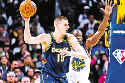 更是她们新 更是她们新