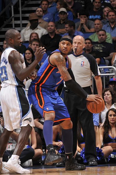 在此毫无意 在此毫无意